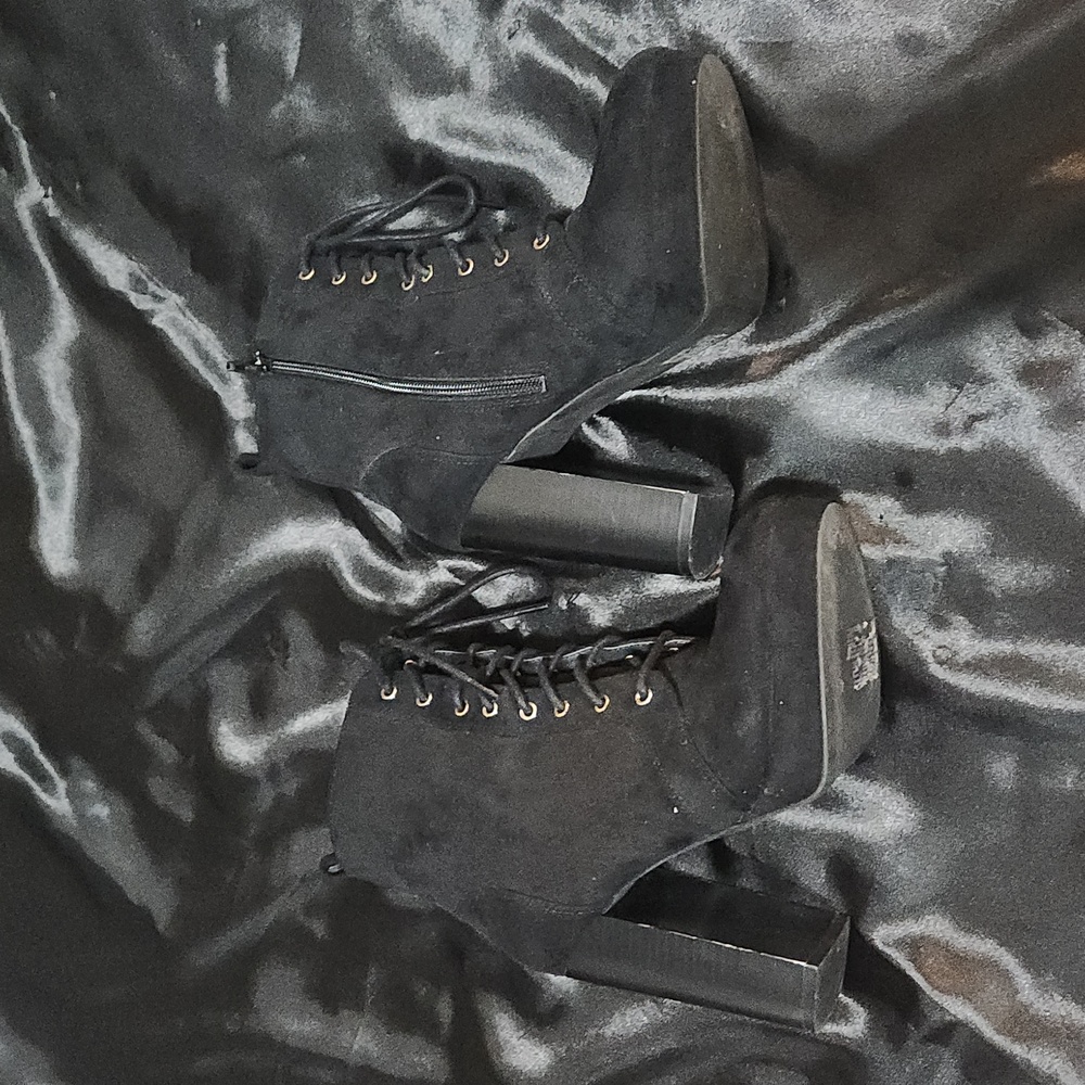Booties - Picture 4 of 16